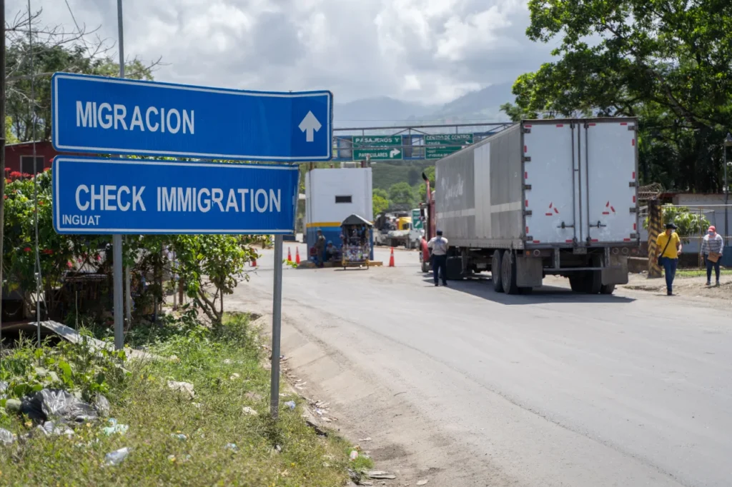 Retornadas y deportadas